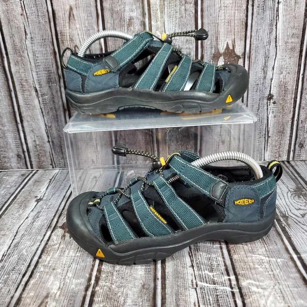 KEEN Youth Newport H2 Waterproof Sandals Green Blue Hiking Shoes 1006557 Size 3